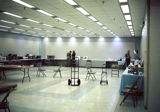 Hall01.jpg