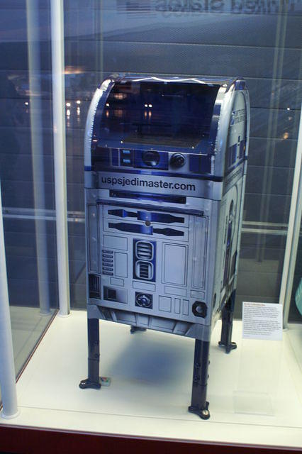 R2D2 Mailbox