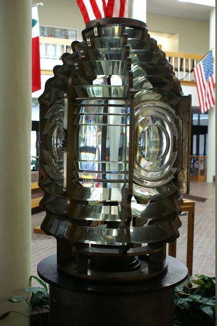 4th Order Fresnel Lens, Rotating Drum Design